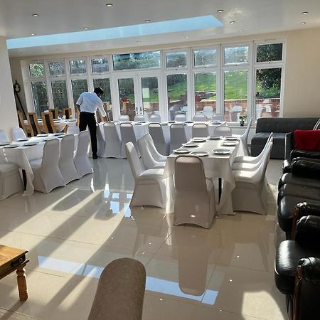 Rose Garden House Villa Luton  Dış mekan fotoğraf